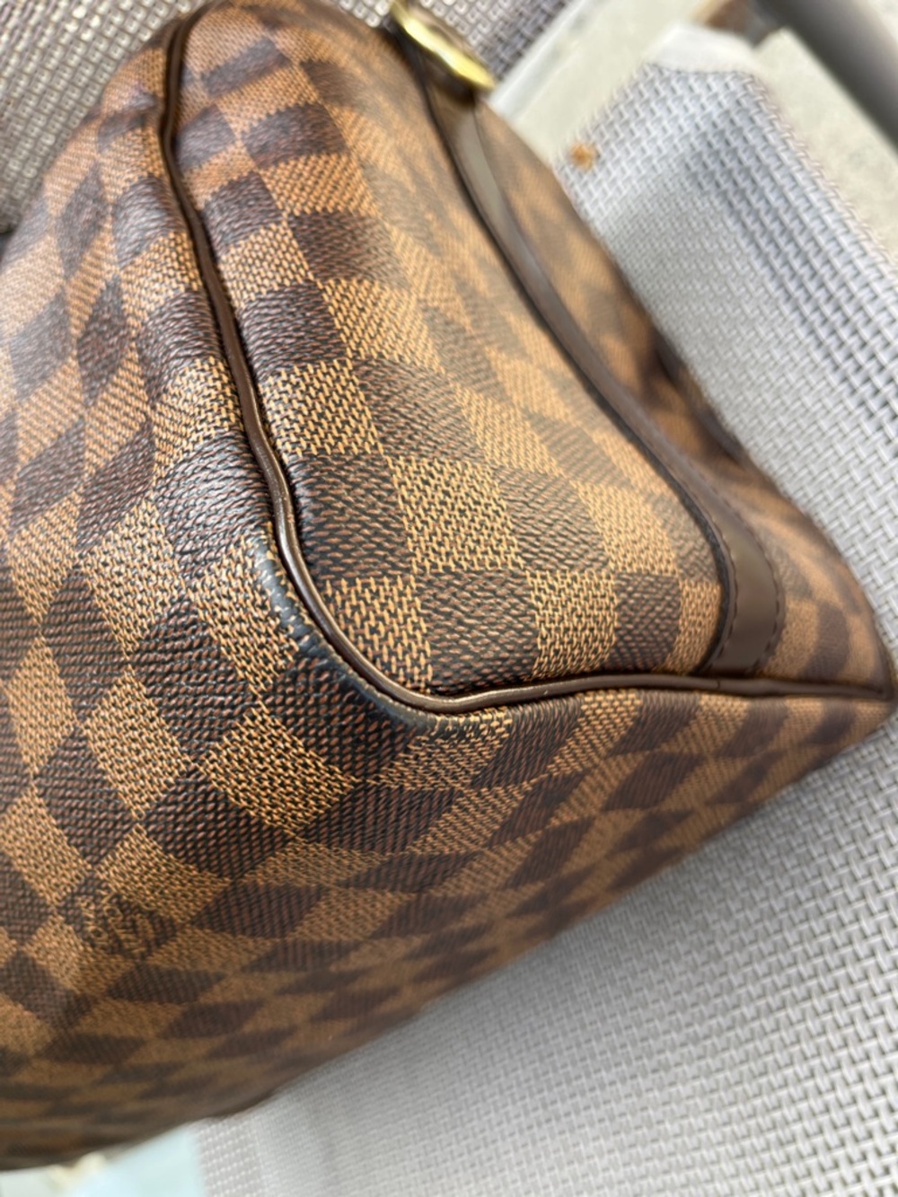 Louis Vuitton Damier Ebene Speedy Bag Dark Brown Check 30 CM  Crossbody - Picture 10 of 16